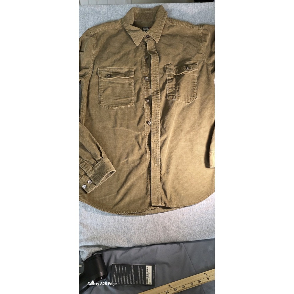 VTG Royal Robbins Men Medium Brown Corduroy Button Down Shirt Long Sleeve Cotton